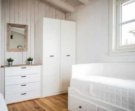 Holiday home Momare- Strandhaeuser Am Hainer - - Kleineseensucht - Seeschloesschen - Glueckskind Neukieritzsch