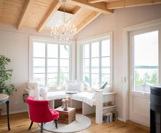 Holiday home Momare- Strandhaeuser Am Hainer - - Kleineseensucht - Seeschloesschen - Glueckskind