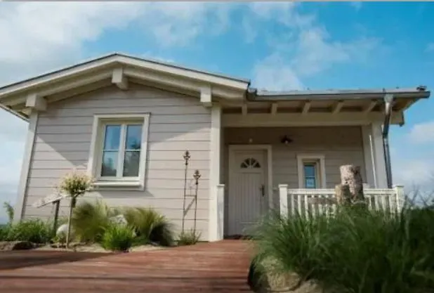 Momare- Strandhaeuser Am Hainer - - Kleineseensucht - Seeschloesschen - Glueckskind Holiday home Neukieritzsch